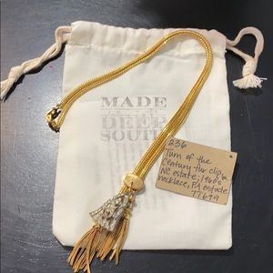 Vintage Made in the Deep South fur clip necklace